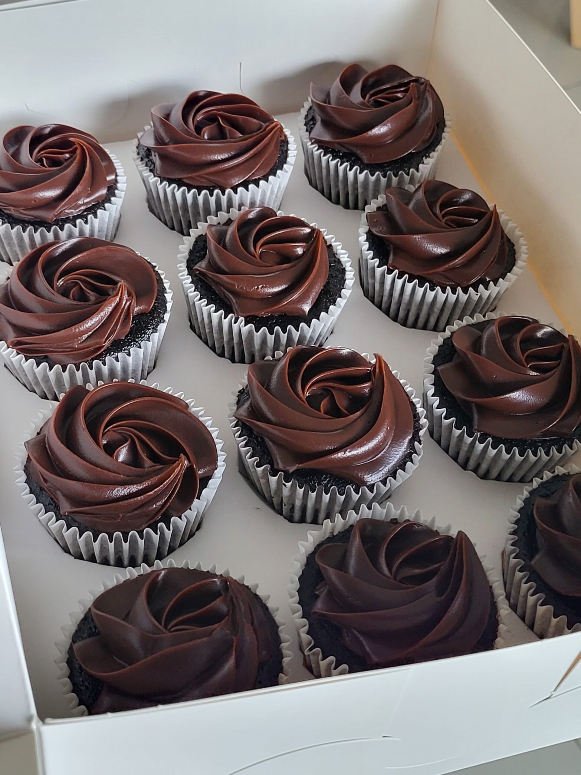 Moist Chocolate Cupcakes with Chocolate Ganache Frosting - 12 Piece Set