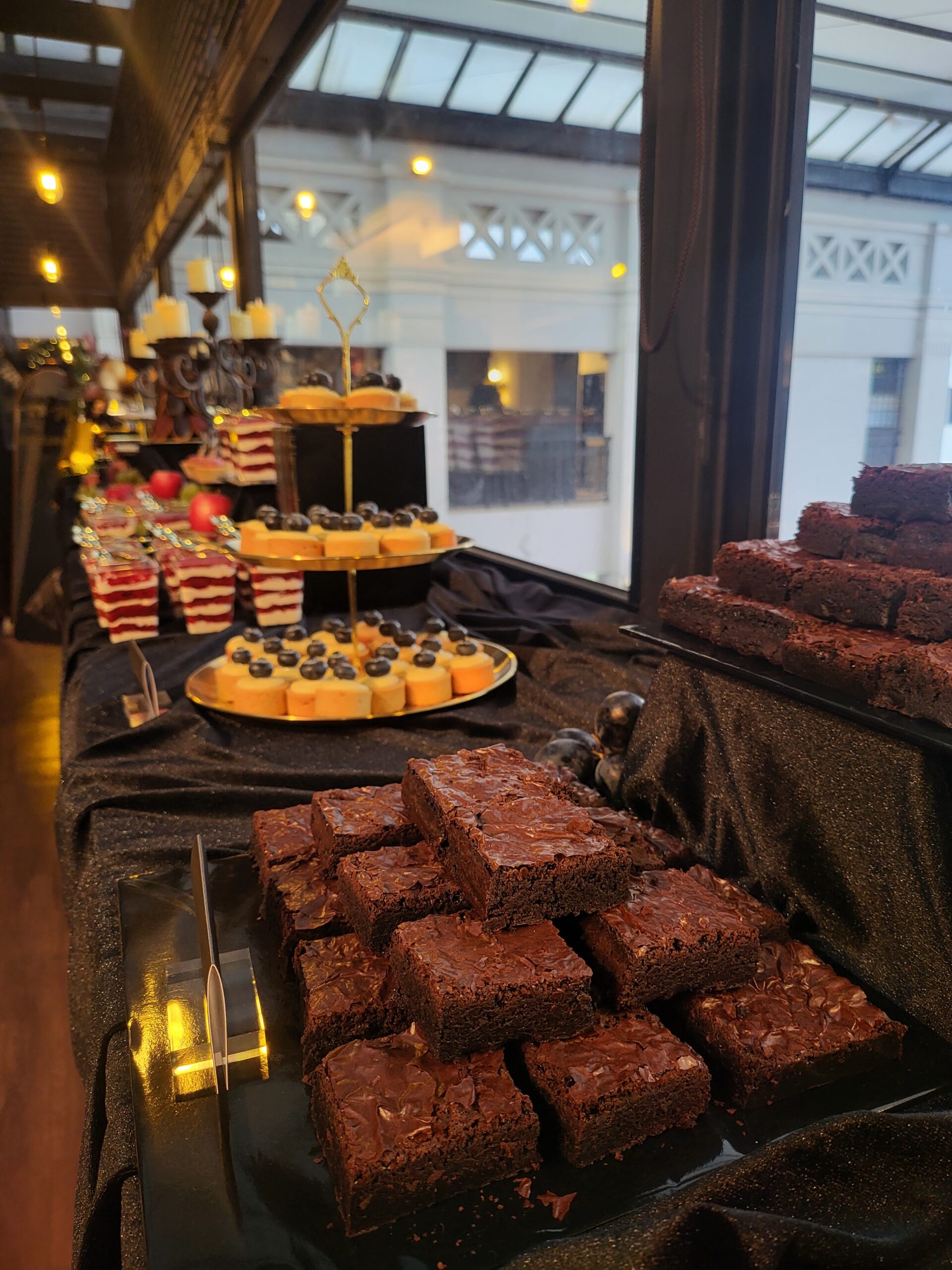 Classic Brownies - Image 4